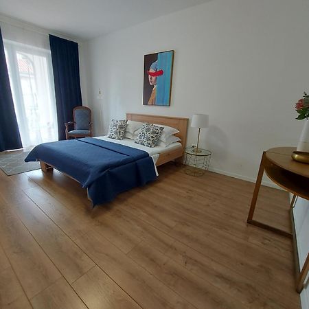 Apartments And Rooms Villa Dona Makarska Eksteriør bilde