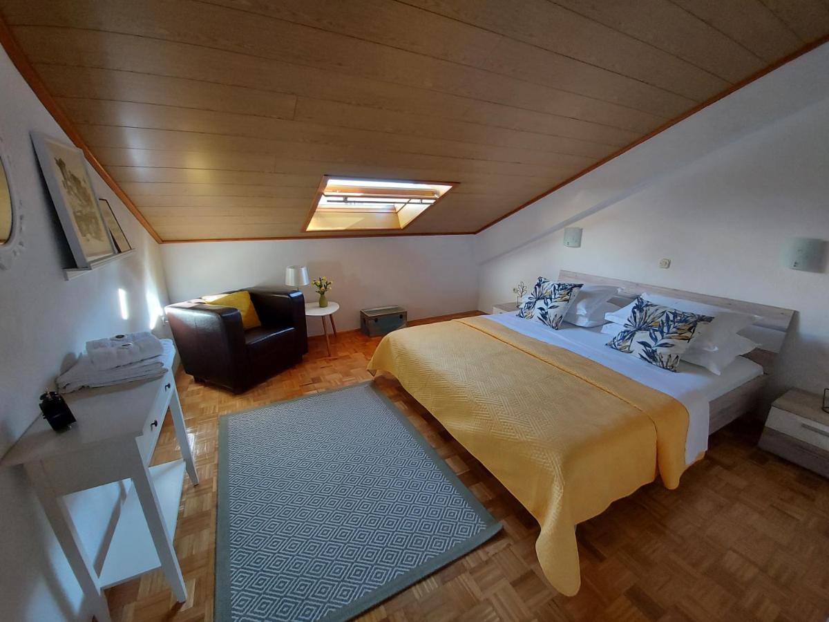Apartments And Rooms Villa Dona Makarska Eksteriør bilde
