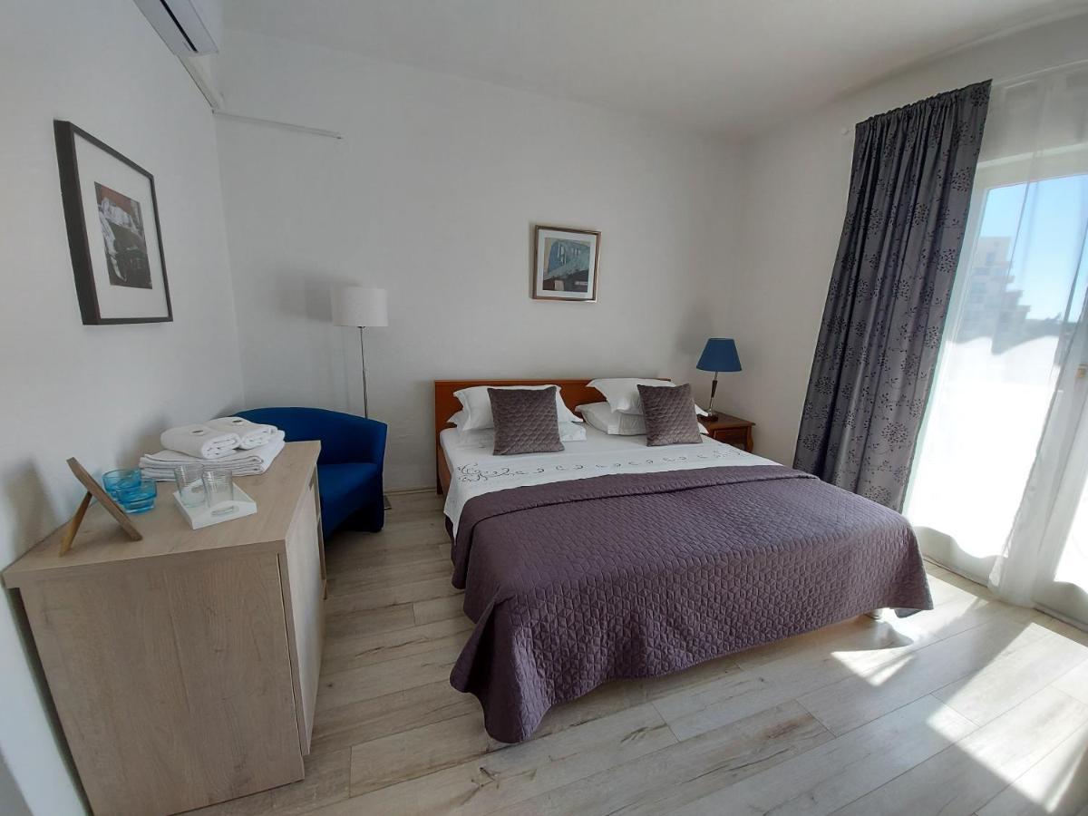 Apartments And Rooms Villa Dona Makarska Eksteriør bilde