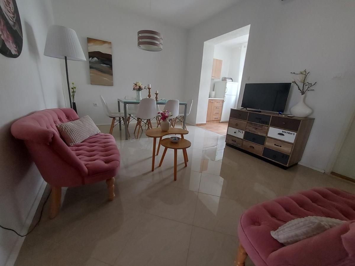 Apartments And Rooms Villa Dona Makarska Eksteriør bilde