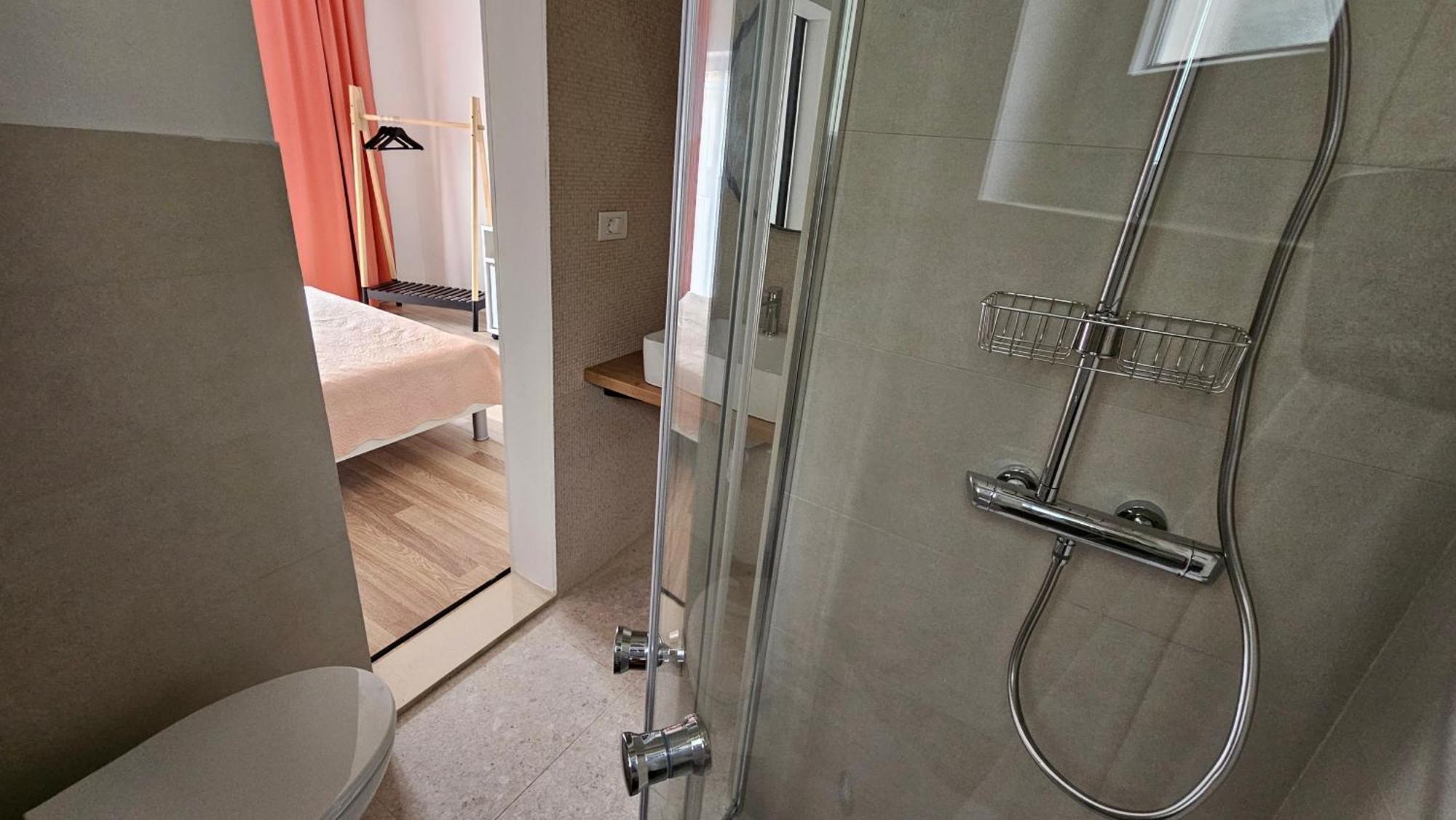 Apartments And Rooms Villa Dona Makarska Eksteriør bilde